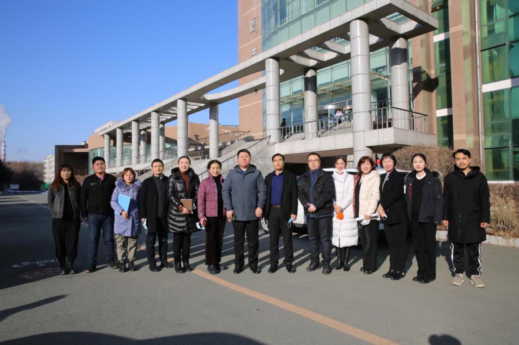 長春經開區工信局領導蒞臨我校指導創業孵化基地工作，共促校企協同發展